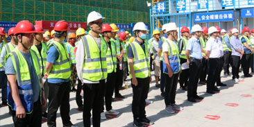 “落實安全責(zé)任，推動安全發(fā)展”